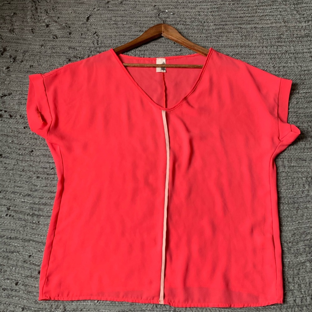 FRANCESCA’S COLLECTION short sleeve over sizes - Picture 7 of 14